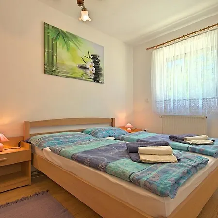 بيت للعطل House Nevenka بوريتش