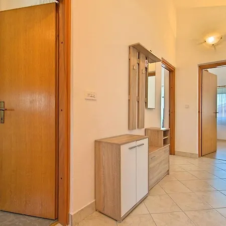 House Nevenka * بوريتش