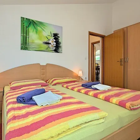 بيت للعطل House Nevenka