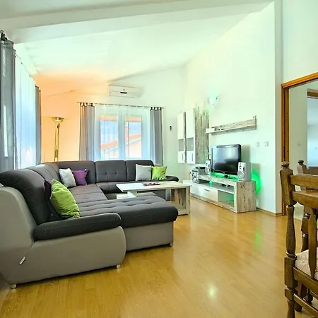 House Nevenka *